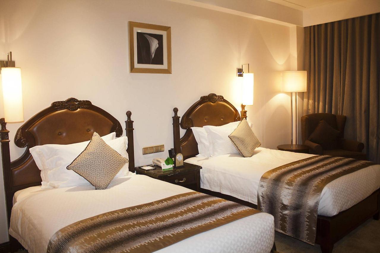 Tang Palace Hotel Accra Exterior photo