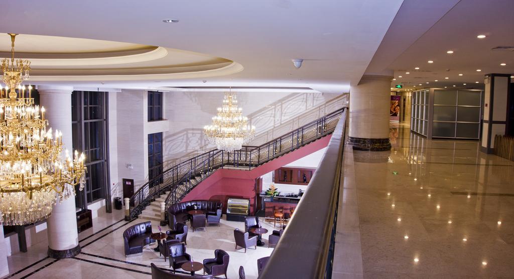 Tang Palace Hotel Accra Exterior photo