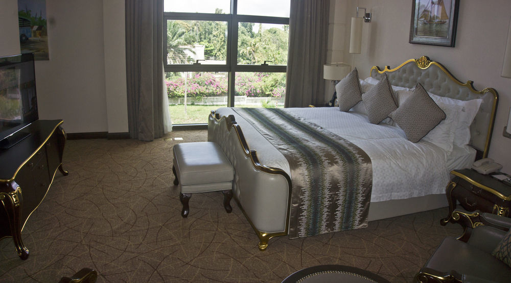 Tang Palace Hotel Accra Exterior photo