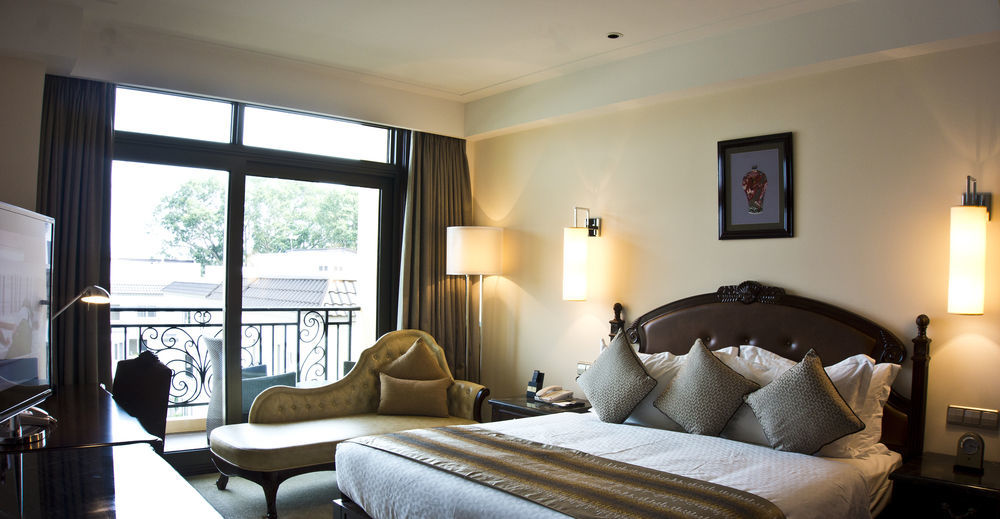 Tang Palace Hotel Accra Exterior photo